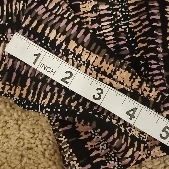 ANN TAYLOR Size 8 Pleated Loose Fitting Shorts - Picture 6 of 7